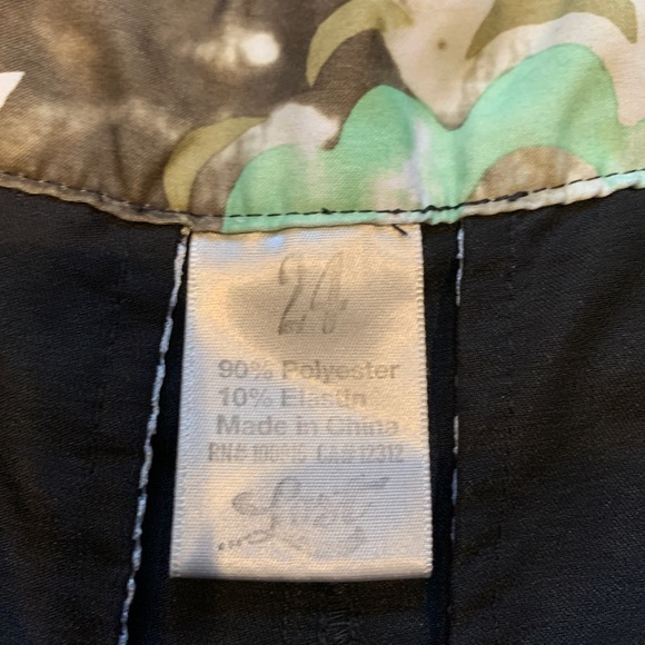 Lost boys shorts size 24 - Picture 2 of 3